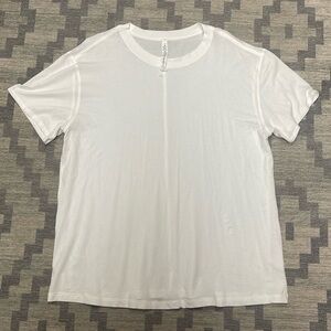 Lululemon Size 10 White T shirt